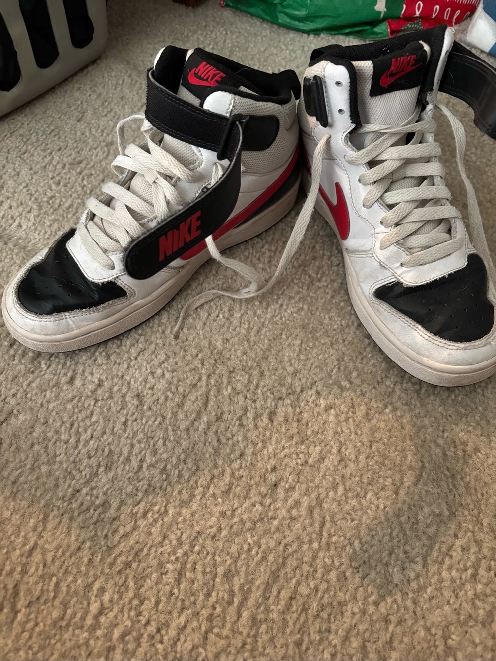 Nike Kids High-Top Sneakers in White, Black & Red